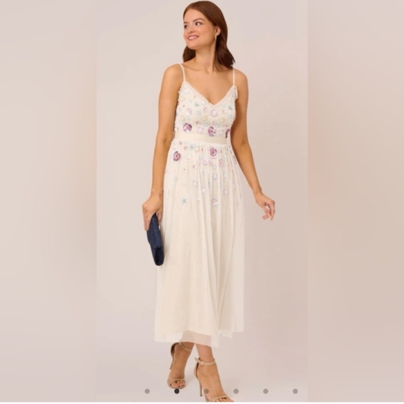 Adrianna Papell Dresses & Skirts - Adrianna Papell Women's Embellished Ruffled V-Neck Gown Dress Size 16